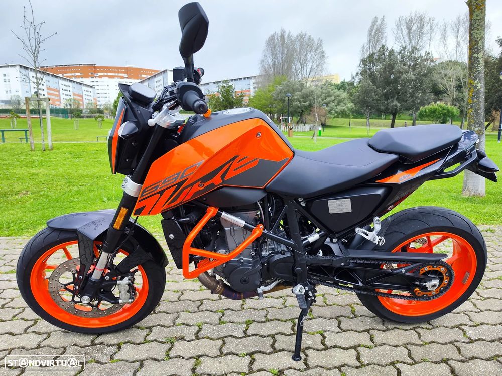 KTM Duke 690 - 8