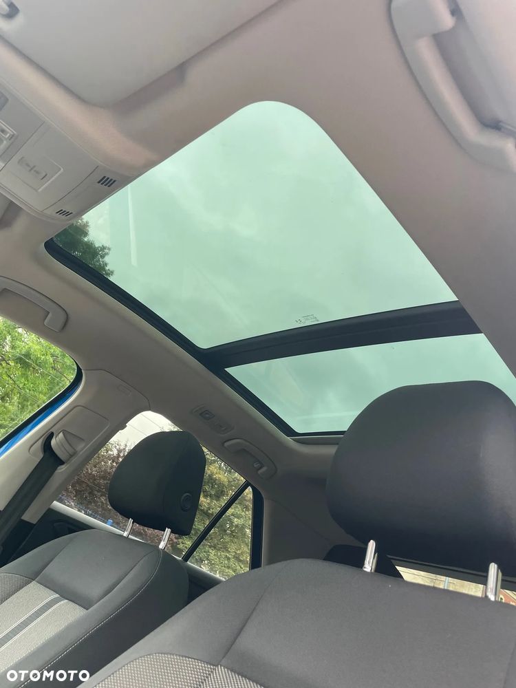 Volkswagen T-Roc - 21