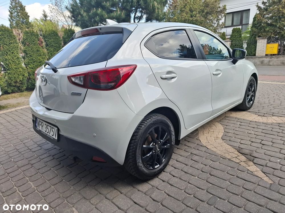 Mazda 2 - 7