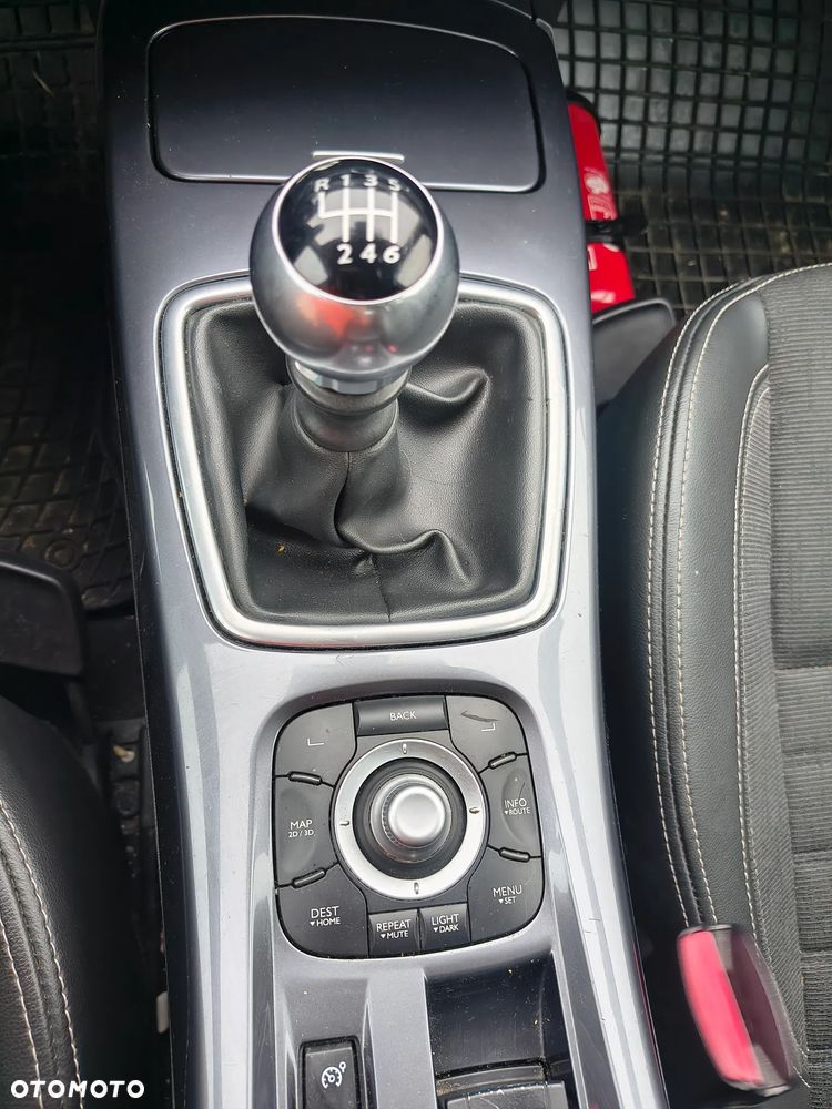 Renault Laguna 2.0 dCi Limited - 19