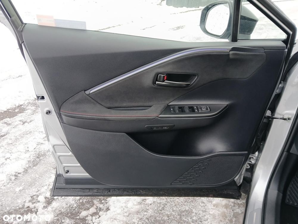 Toyota C-HR - 34