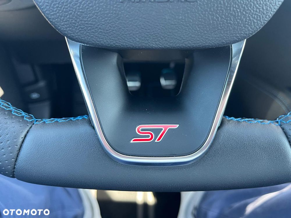 Ford Focus 2.3 EcoBoost ST X - 11