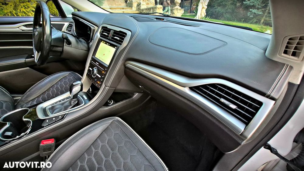 Ford Mondeo 2.0 Hybrid CVT VIGNALE - 28