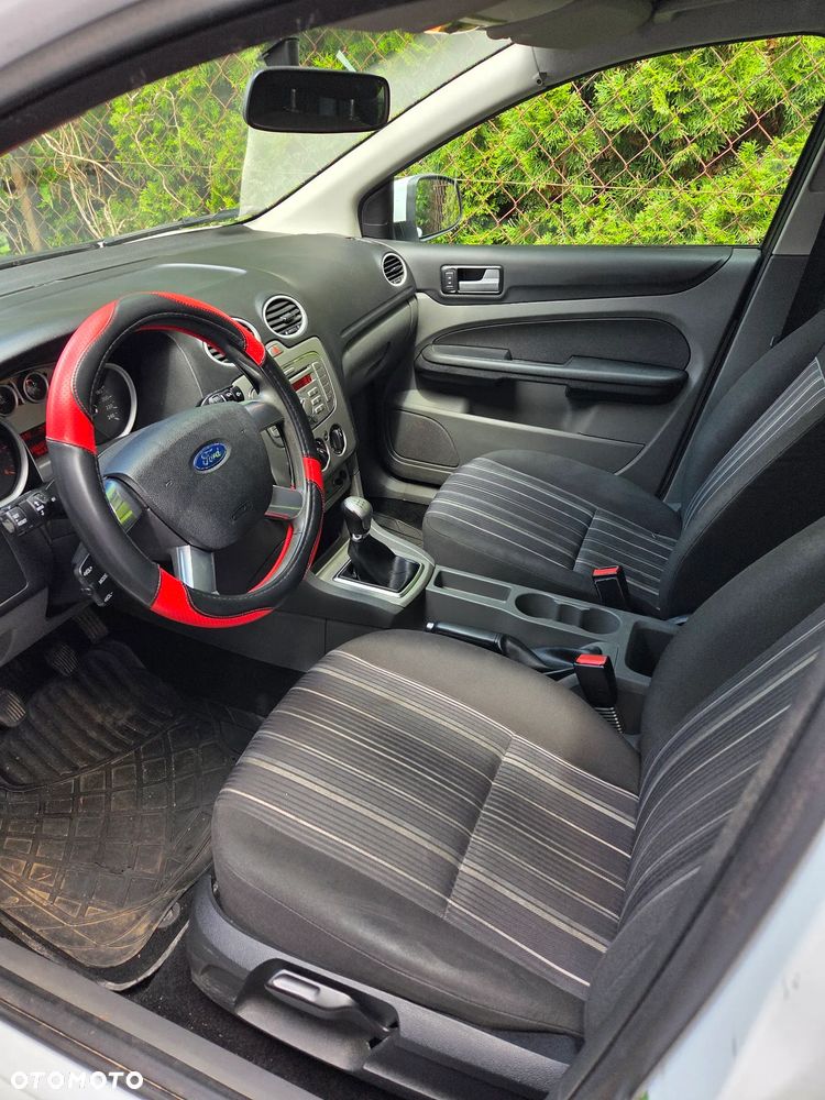 Ford Focus 1.8 TDCi Amber X - 8