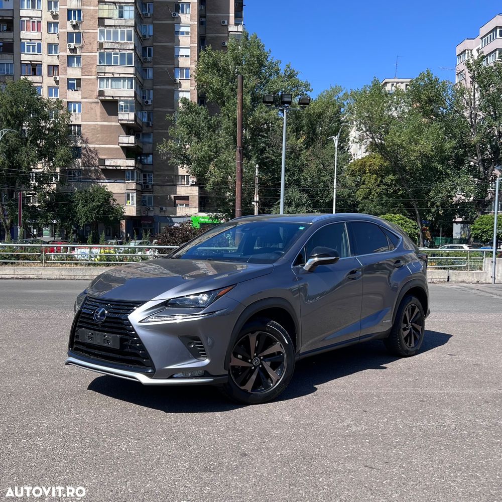 Lexus Seria NX 300h - 2