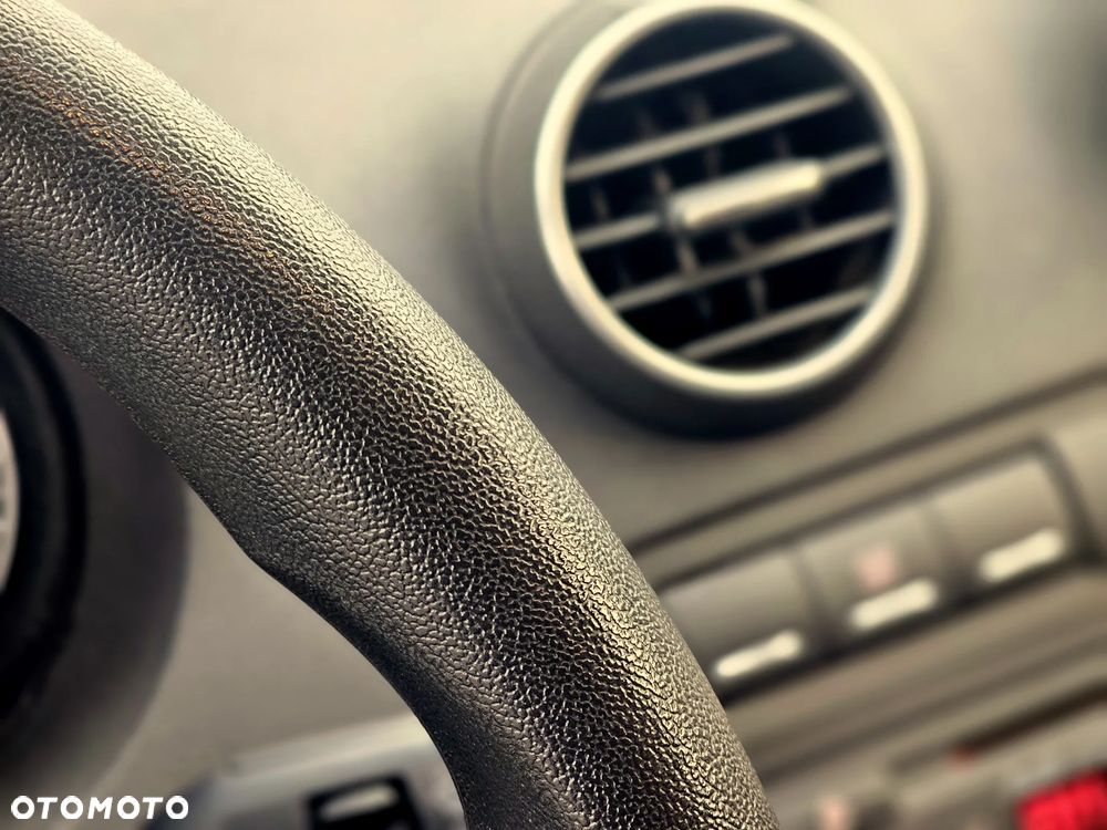 Audi A3 Sportback 1.6 Attraction - 19