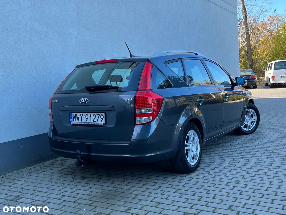Kia Ceed 1.6 Crdi Comfort + - 35