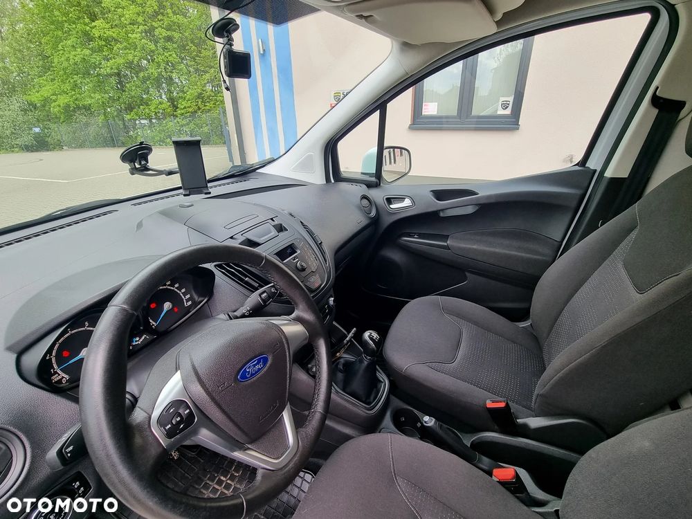 Ford TRANSIT COURIER - 13
