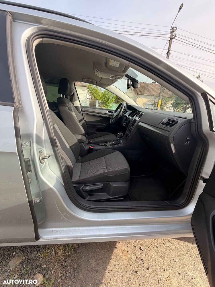 Volkswagen Golf 1.6 TDI DPF BMT DSG Trendline - 15