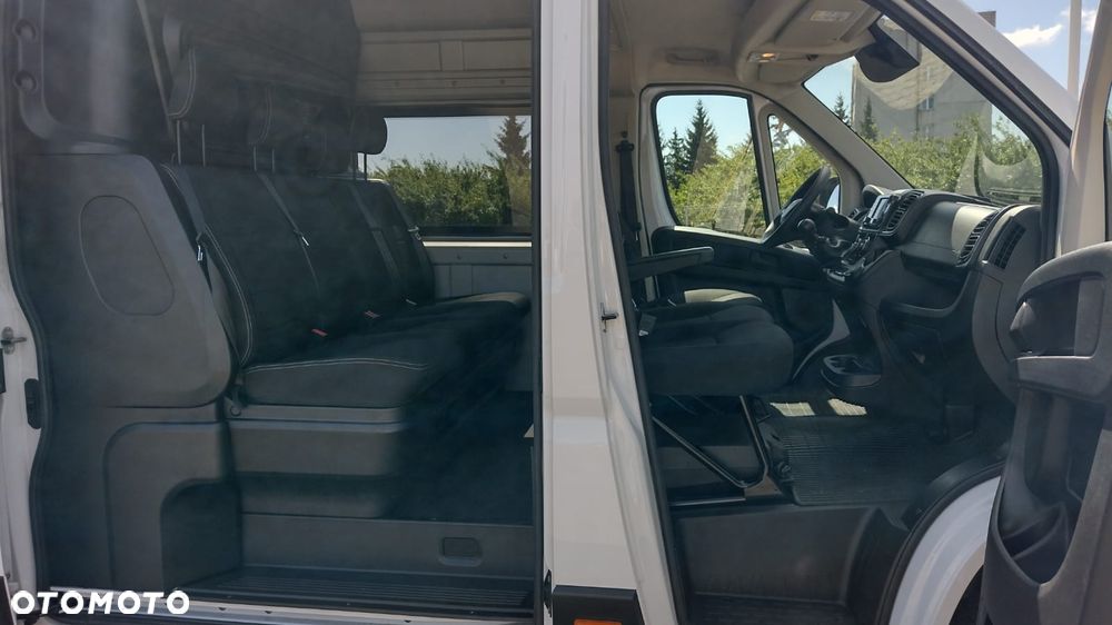 Fiat DUCATO L4H2 brygadówka  7 osób hak 3t Mały przebieg GWARANCJA do29.10.26 - 8