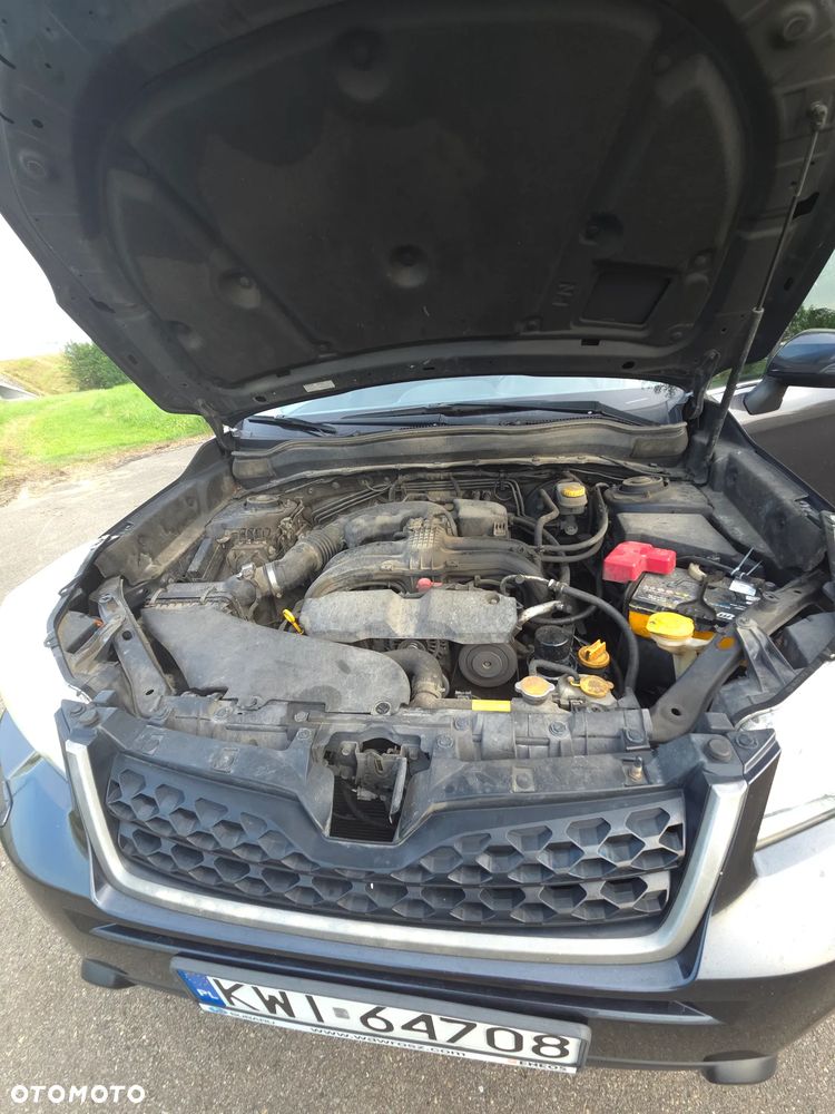 Subaru Forester 2.0i Exclusive Lineartronic - 17