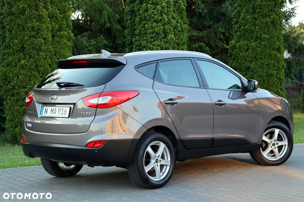Hyundai ix35 1.6 2WD Fifa World Cup Edition - 16