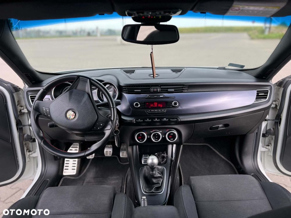 Alfa Romeo Giulietta - 7