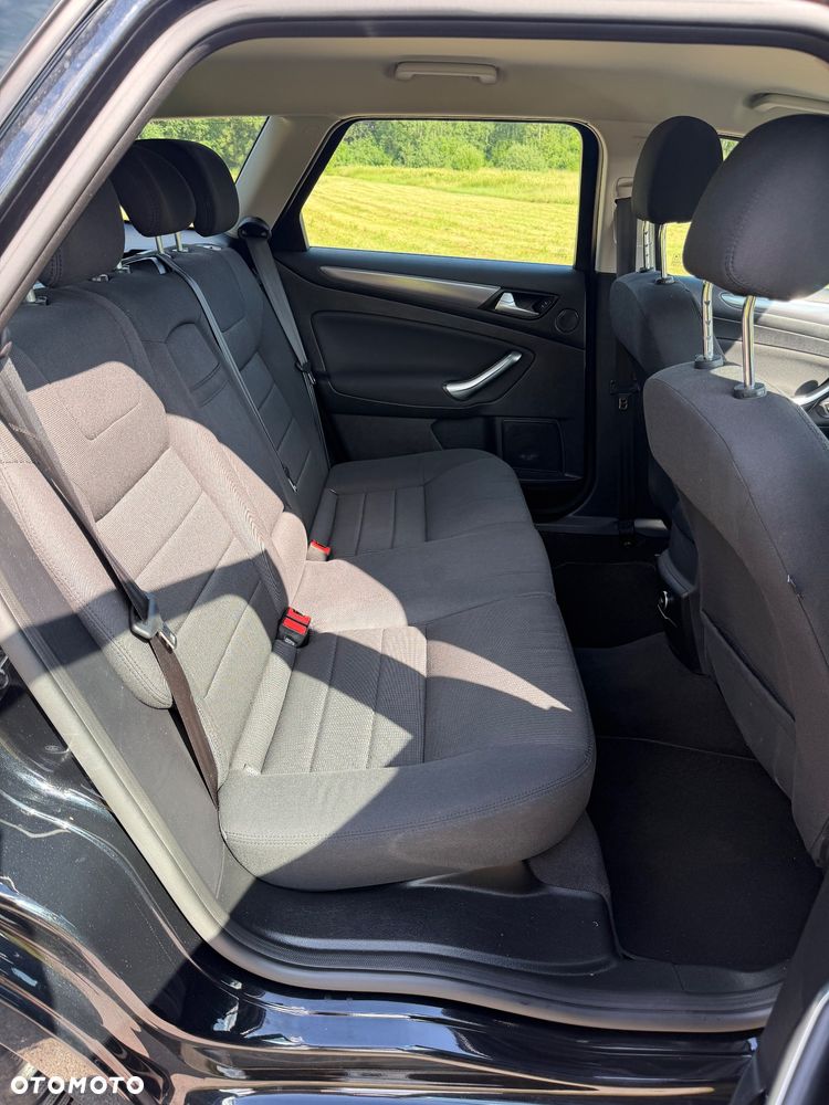 Ford Mondeo 2.0 TDCi Titanium X - 14