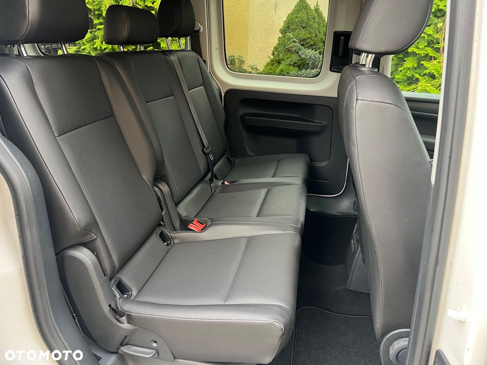 Volkswagen Caddy Maxi 2.0 TDI Comfortline DSG - 35