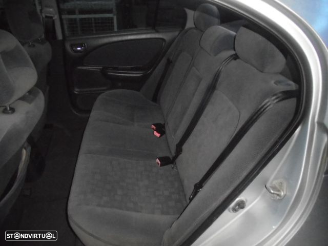 Carro MOT: 3ZZ FE TOYOTA AVENSIS 2001 1.6 VVT I 110CV 4P CINZA GASOLINA - 4