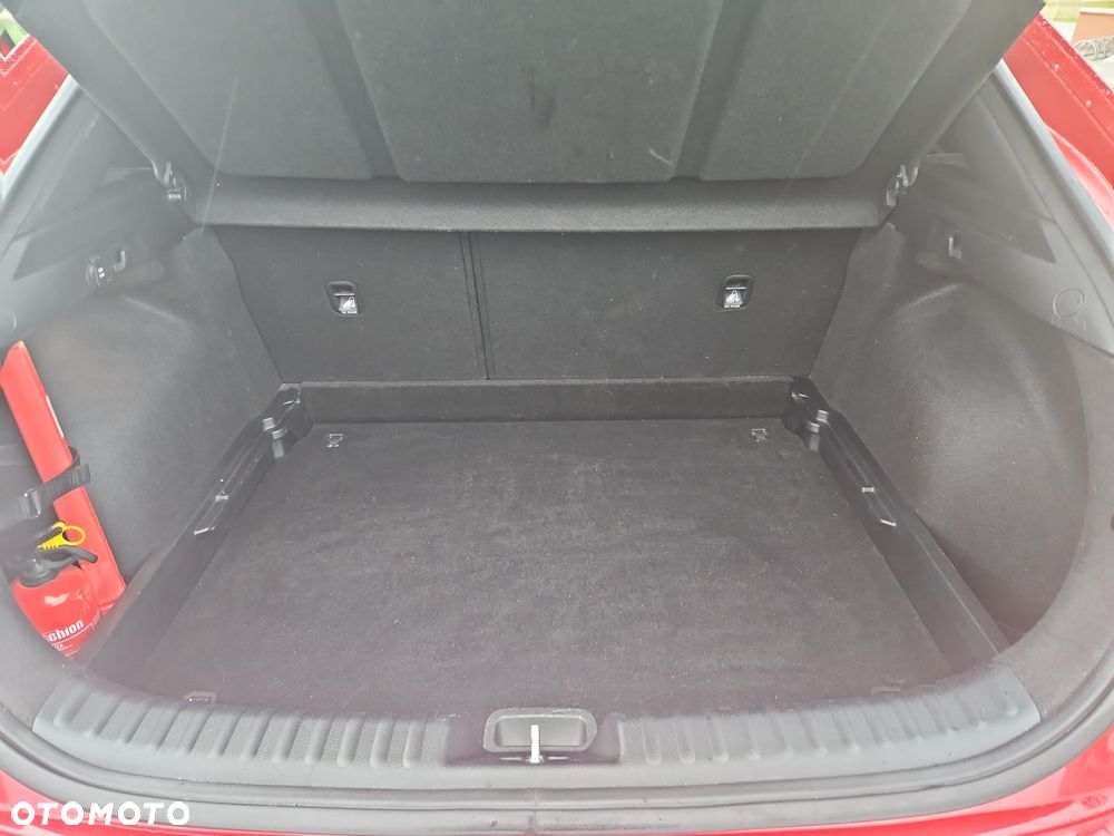 Kia XCeed 1.5 T-GDI M - 17