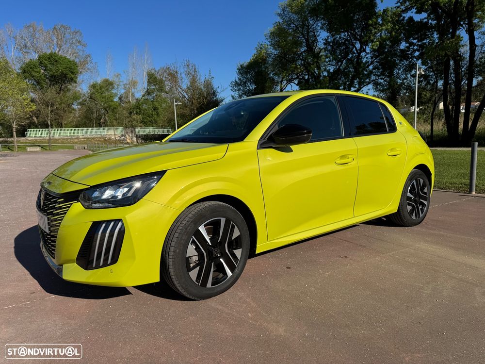 Peugeot e-208 Allure - 4