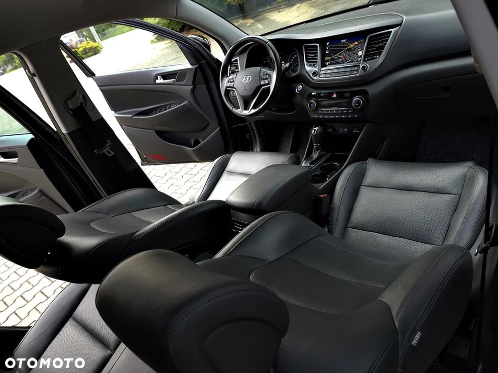 Hyundai Tucson 2.0 CRDI 4WD Automatik Premium - 39
