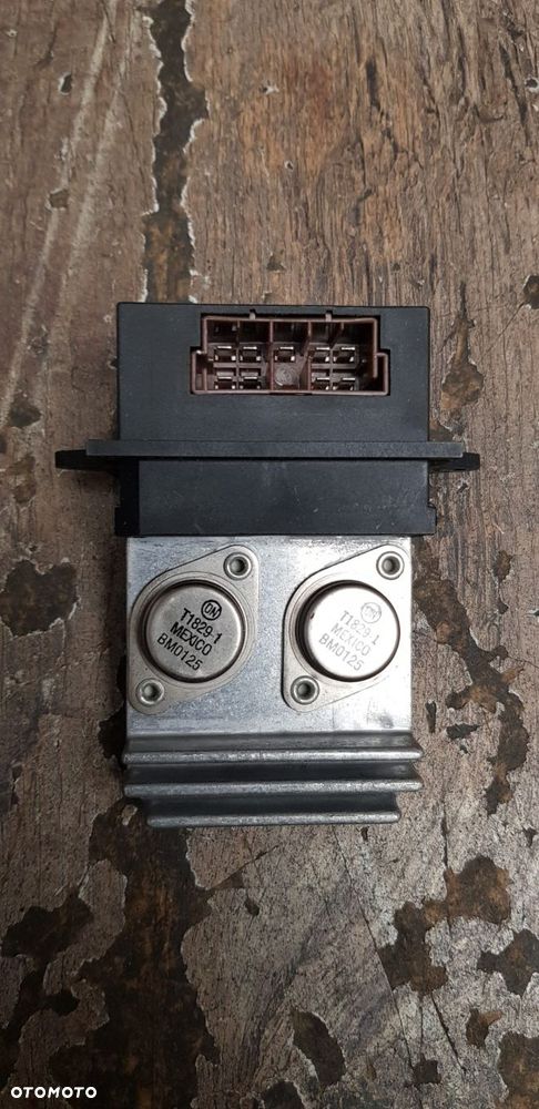 Rezystor dmuchawy opornik Opel Vectra B  90541011 - 6