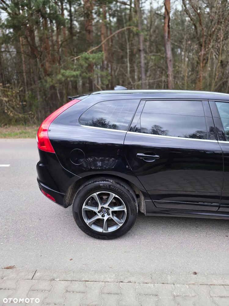 Volvo XC 60 D4 Drive-E Ocean Race - 13