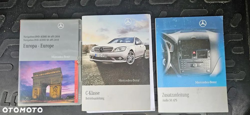 Mercedes-Benz Klasa C 180 CGI Automatik BlueEFFICIENCY - 33