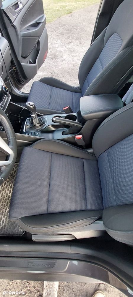 Hyundai Tucson 1.7 CRDI BlueDrive Style 2WD - 6