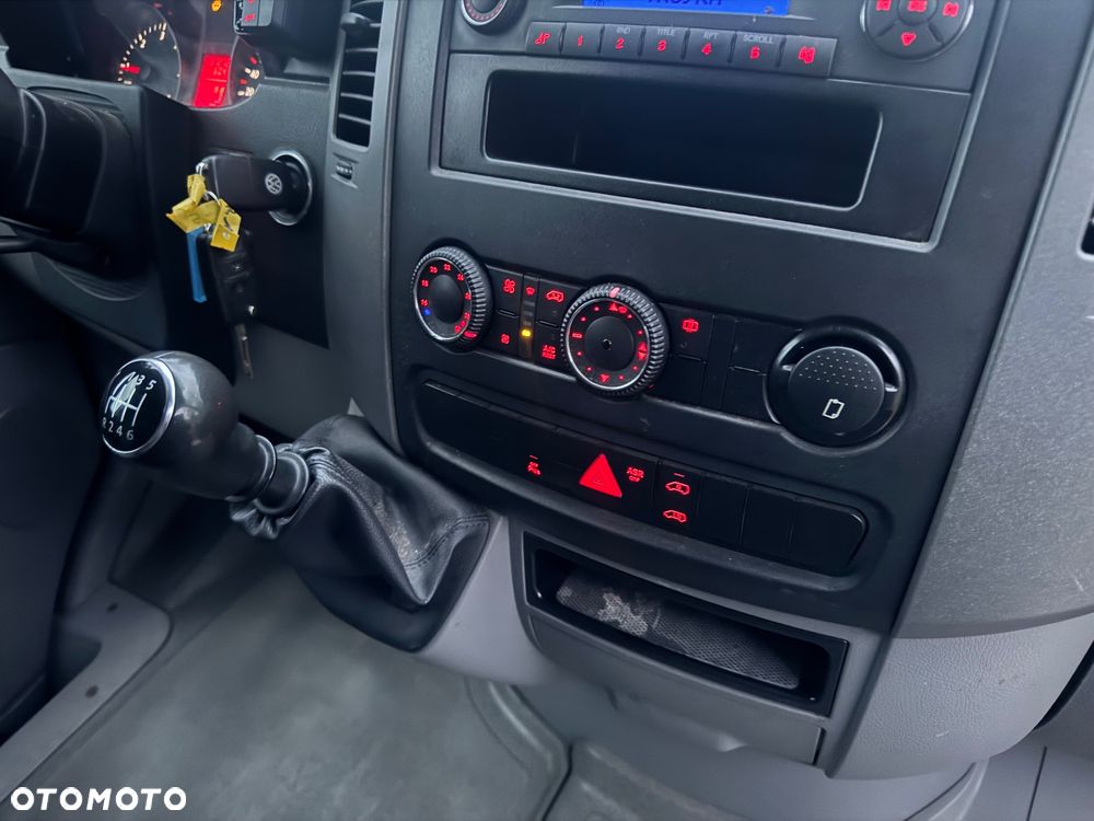 Volkswagen Crafter - 7