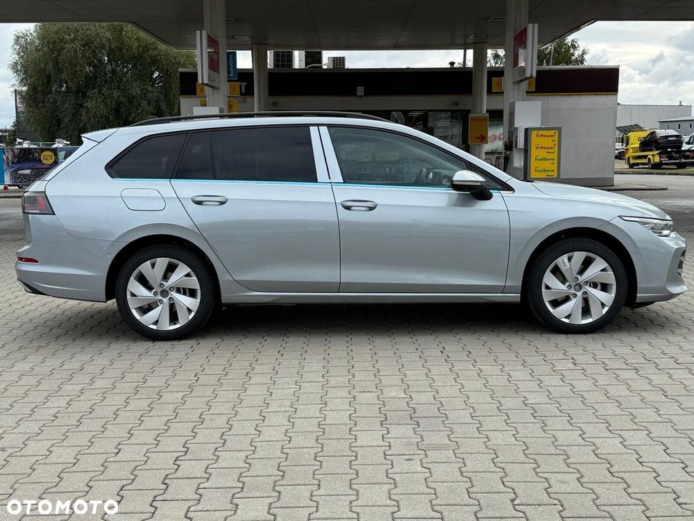 Volkswagen Golf - 5