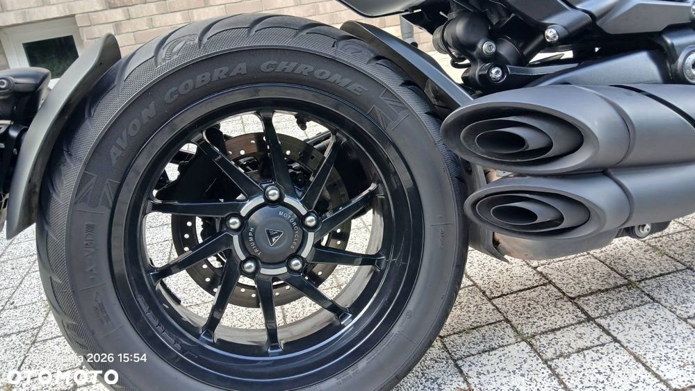 Triumph Rocket - 9