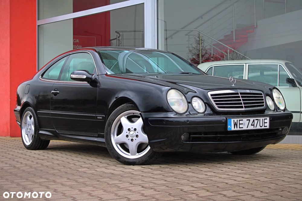 Mercedes-Benz CLK - 4