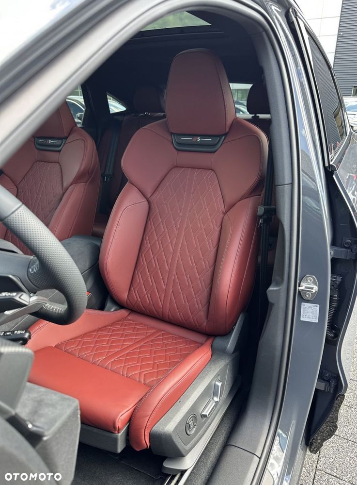 Audi SQ6 Sportback e-tron - 14