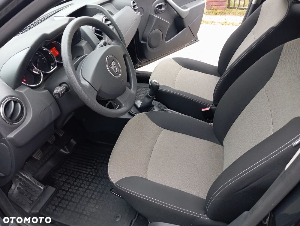 Dacia Duster 1.6 Laureate - 14
