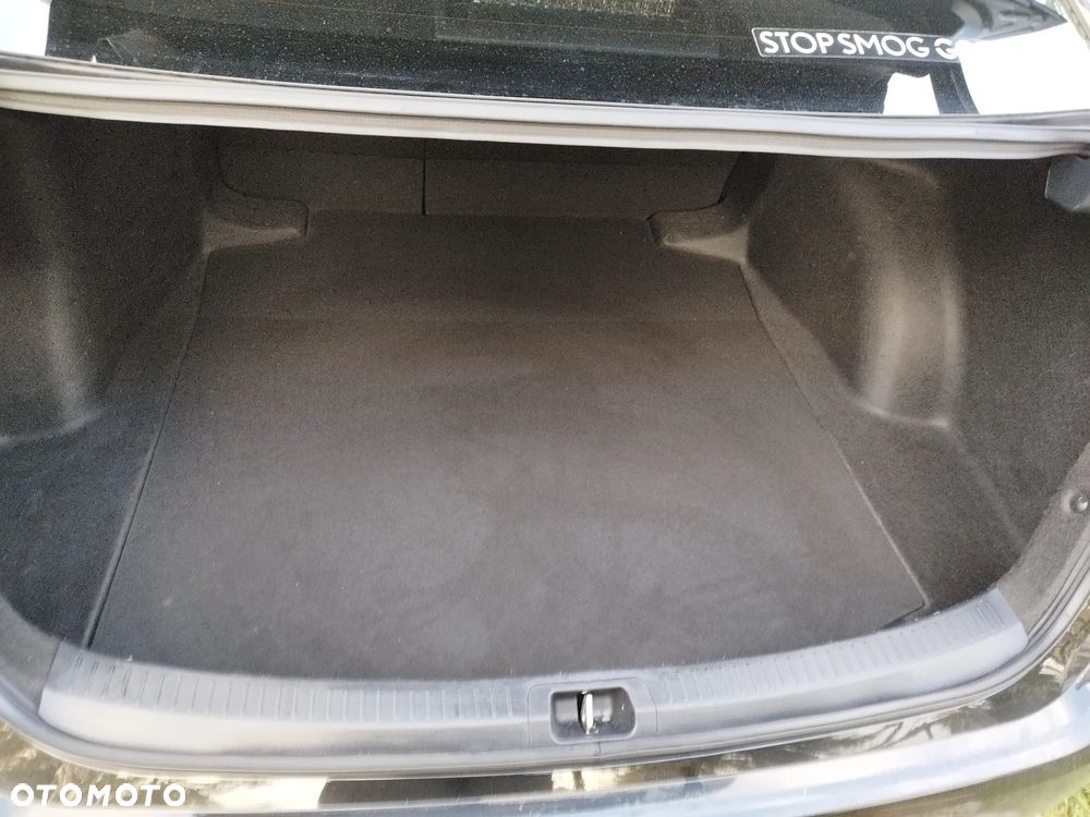 Toyota Corolla - 9