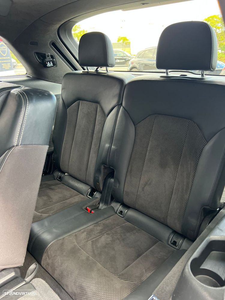 Audi SQ7 TDI quattro Tiptronic - 57
