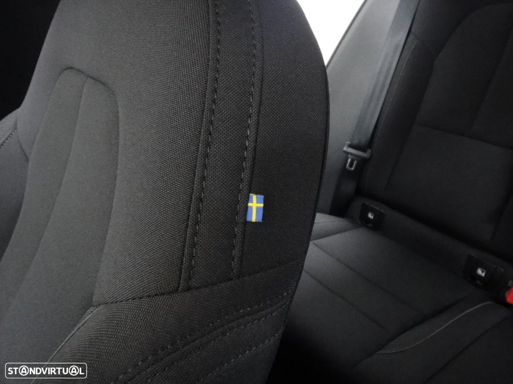 Volvo XC 40 Recharge Plus - 19