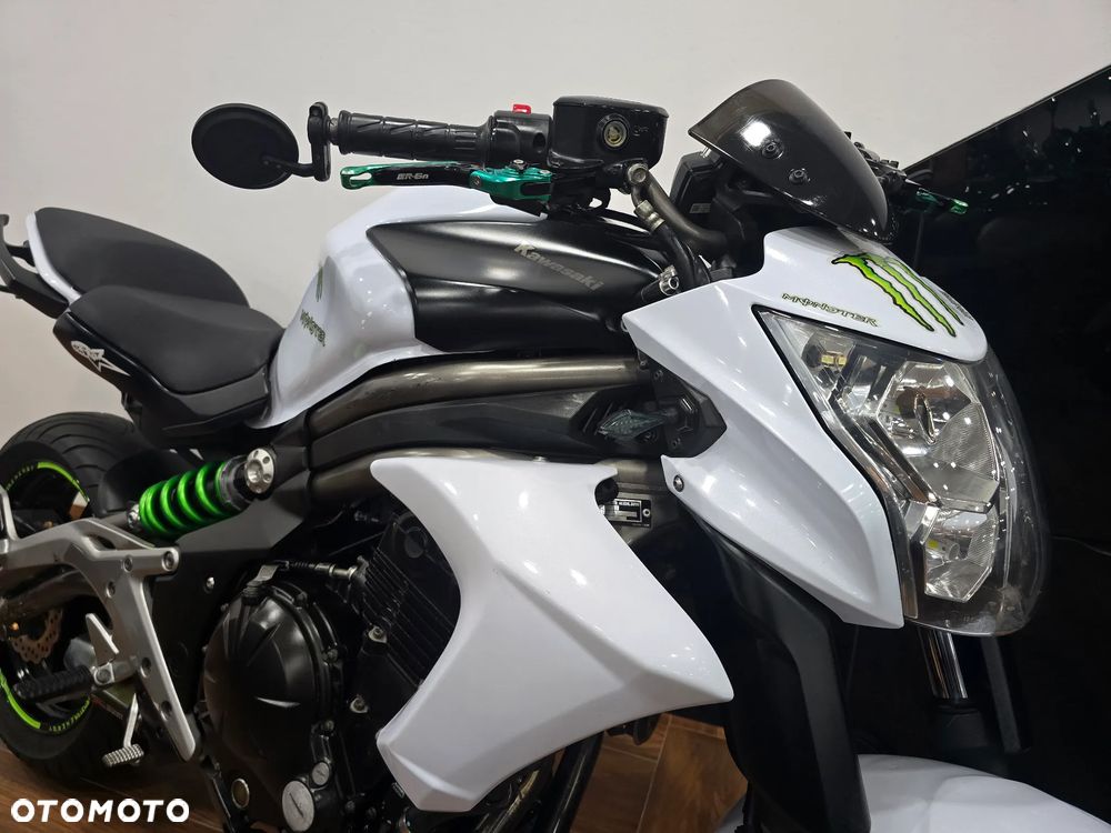 Kawasaki ER - 24