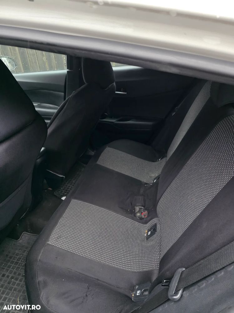 Toyota C-HR 1.2 Turbo 4x2 CVT C-enter - 4