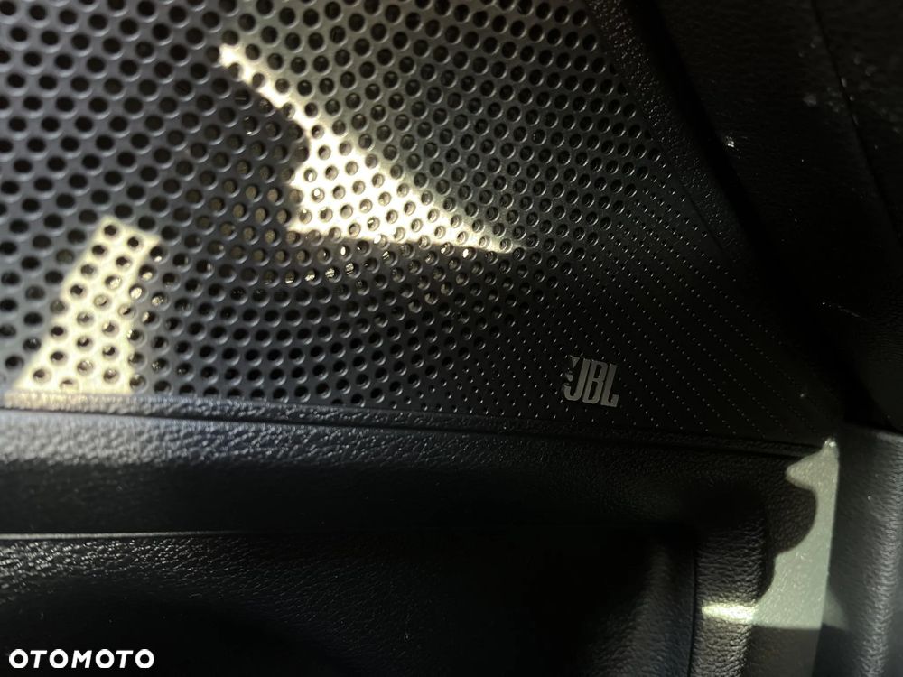 Kia Ceed 1.5 T-GDI L - 24