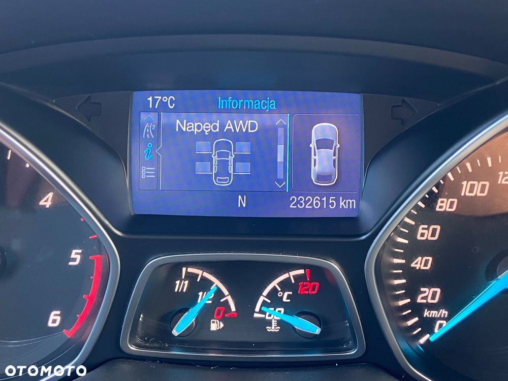 Ford Kuga 2.0 TDCi 4x4 Titanium - 20