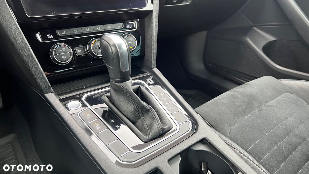 Volkswagen Passat 2.0 TSI Elegance DSG - 13