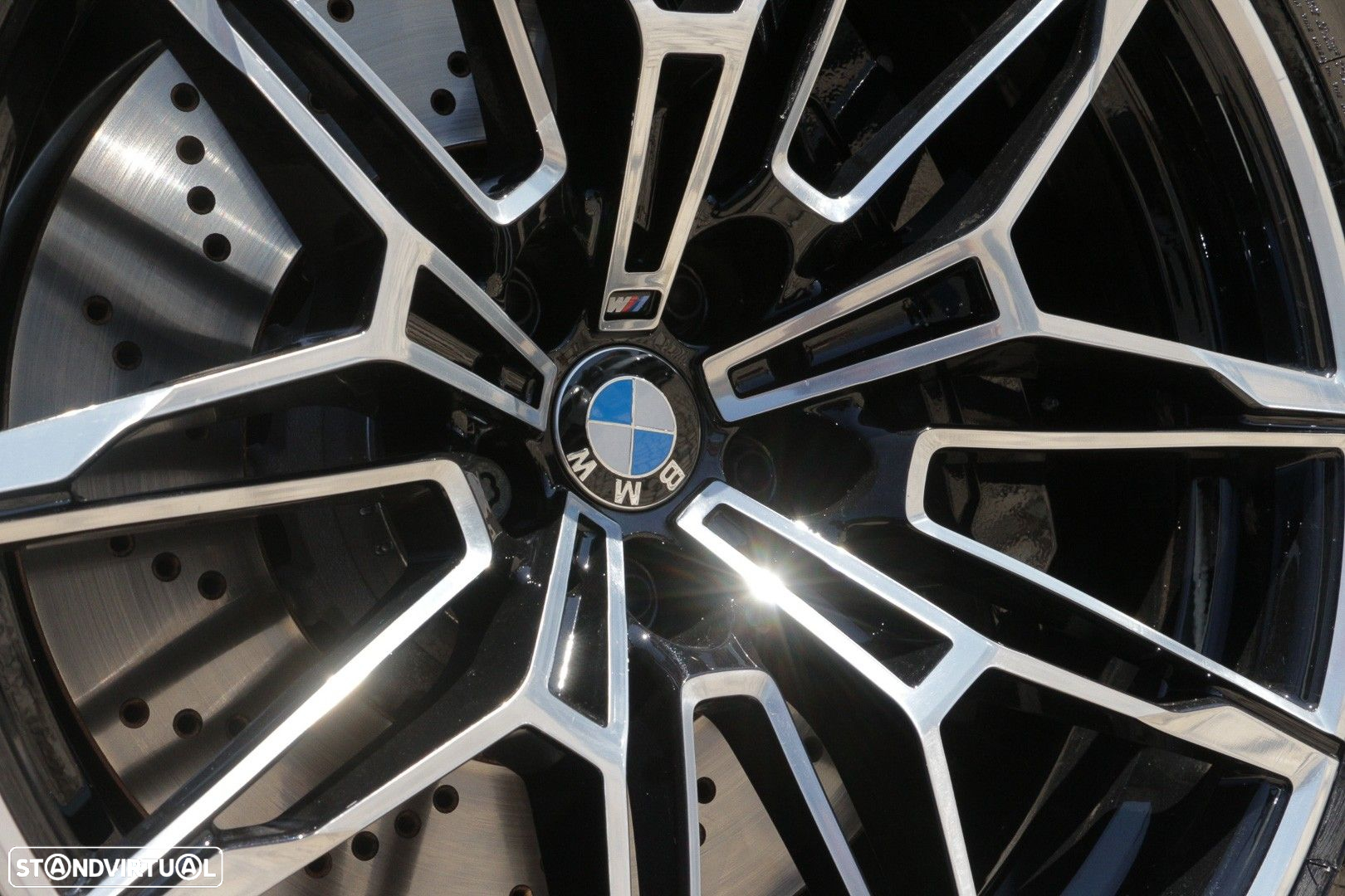 BMW M4 Competition xDrive - 12