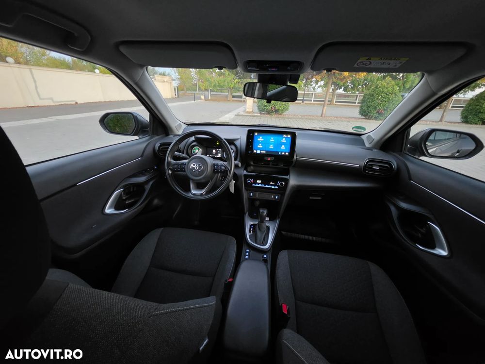 Toyota Yaris - 8