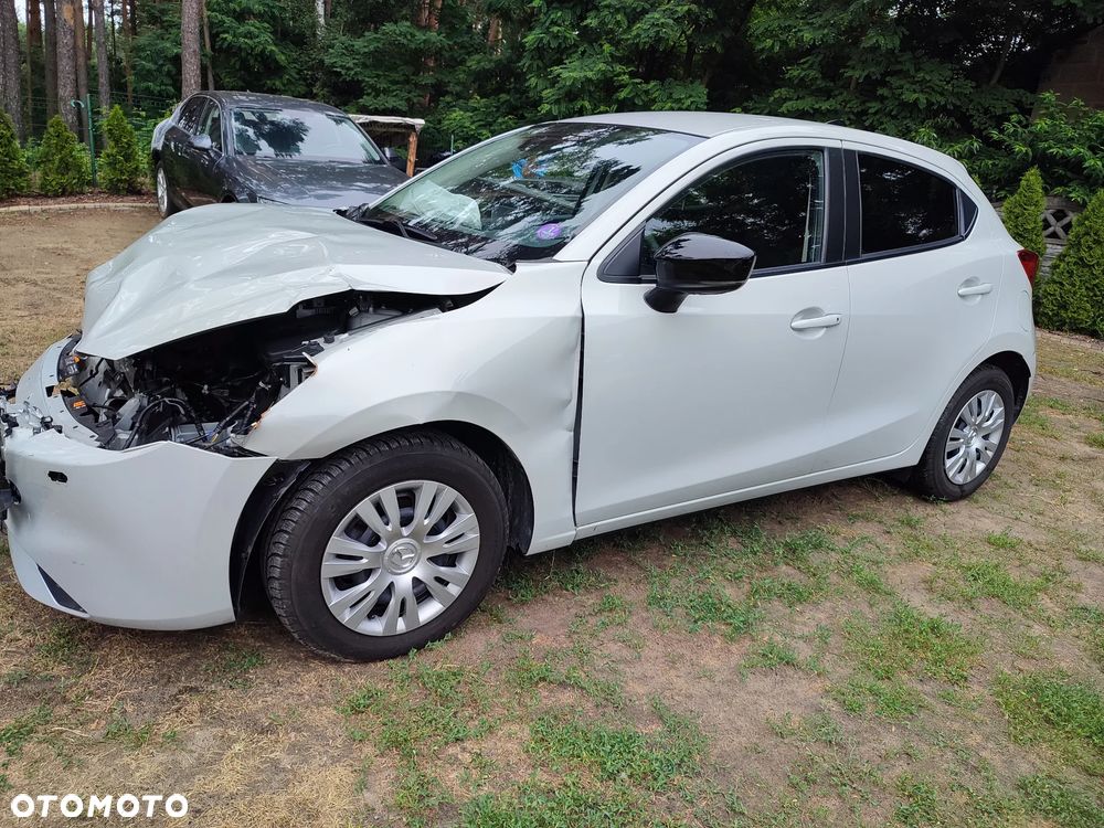 Mazda 2 SKYACTIV-G 90 Homura - 4