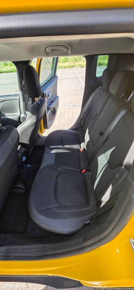 Jeep Renegade 1.3 GSE T4 Turbo Limited FWD S&S - 12