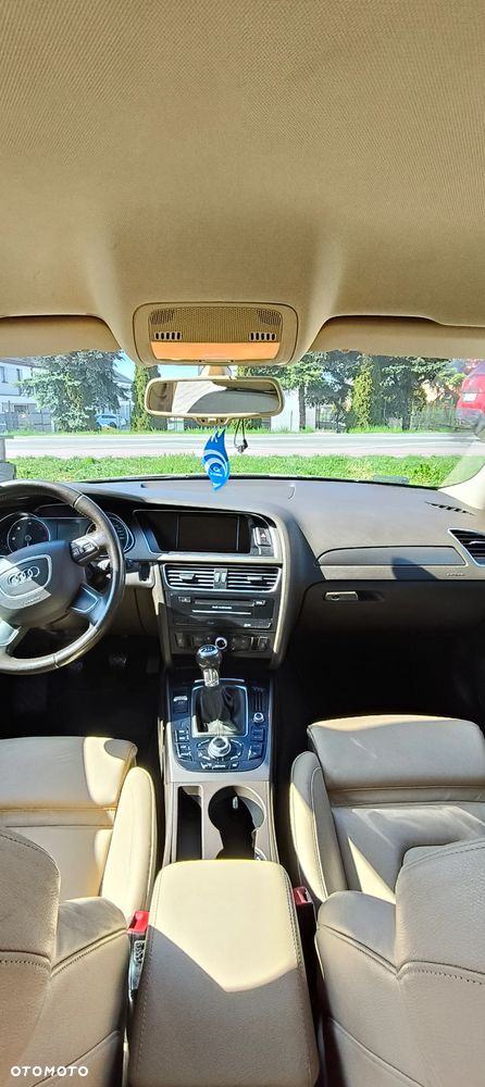 Audi A4 Avant 2.0 TDI ultra - 19