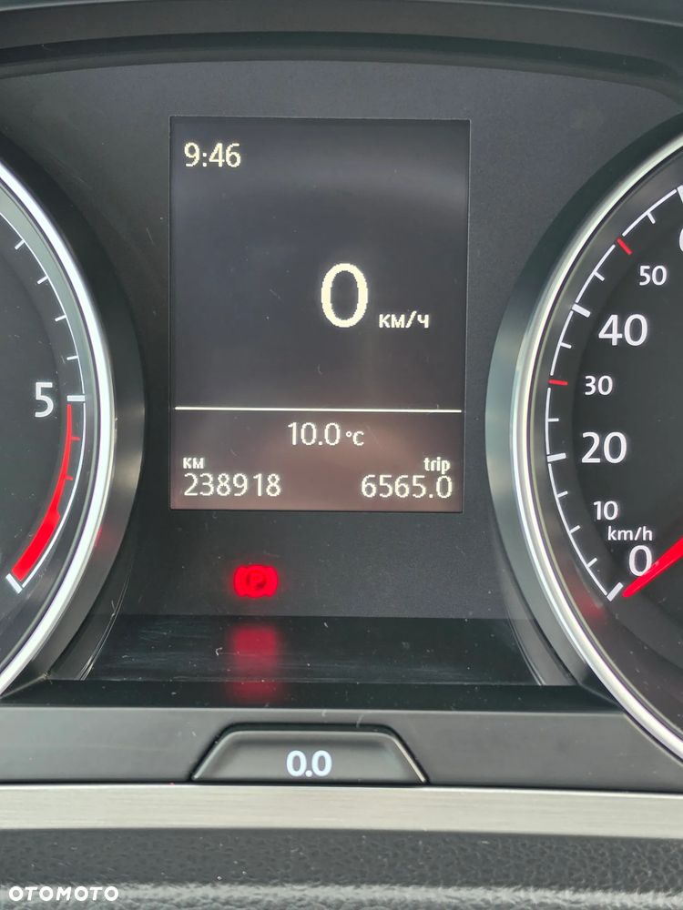 Volkswagen Golf - 12