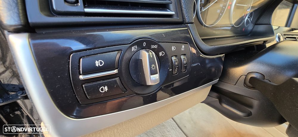BMW 520 d Touring Aut. Modern Line - 42