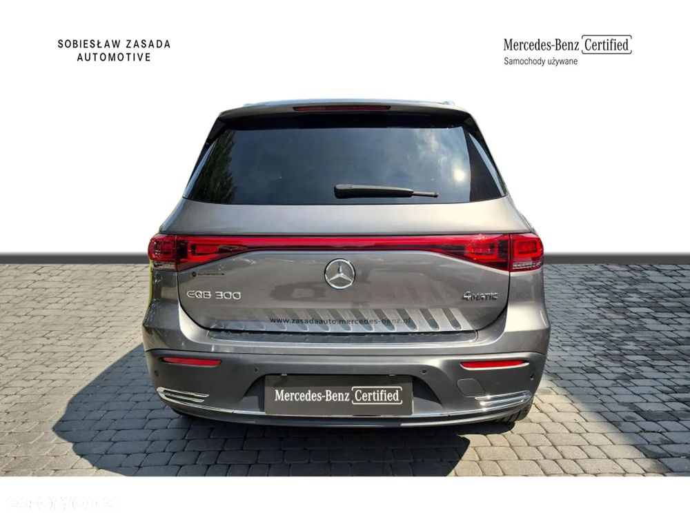 Mercedes-Benz EQB 300 66.5kWh 4-Matic AMG - 4