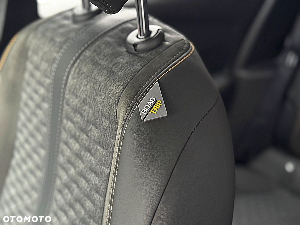 Peugeot 208 PureTech 100 EAT8 Allure Pack - 14